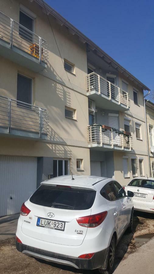 Kristaly Apartman Szeged Extérieur photo